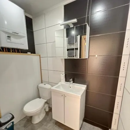 Charbonnel 1 A Charleroi-airport 아파트