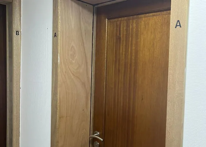 Charbonnel 1 A Charleroi-airport Appartamento Charleroi