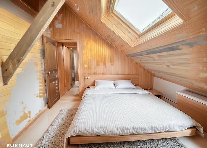 Charbonnel 1 A Charleroi-airport *